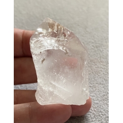 KRYSZTAŁ GÓRSKI SZPIC NATURALNY PODCIĘTY ODPROMIENNIK