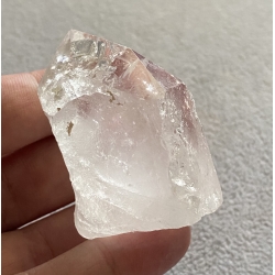 KRYSZTAŁ GÓRSKI SZPIC NATURALNY PODCIĘTY ODPROMIENNIK
