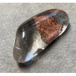 KWARC Z CHLORYTEM I INKLUZJAMI KWARC OGRODOWY