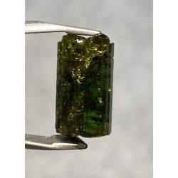 TURMALIN ZIELONY SUROWY